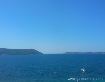 Nastanitev Vujović Herceg Novi, zasebne nastanitve v mestu Herceg Novi, Črna gora - Boka-Kotor Bay entry